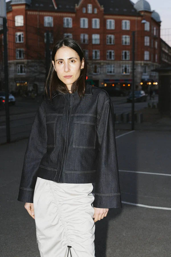 Puff and Pencil - Topstitch Vest x Box Sleeves